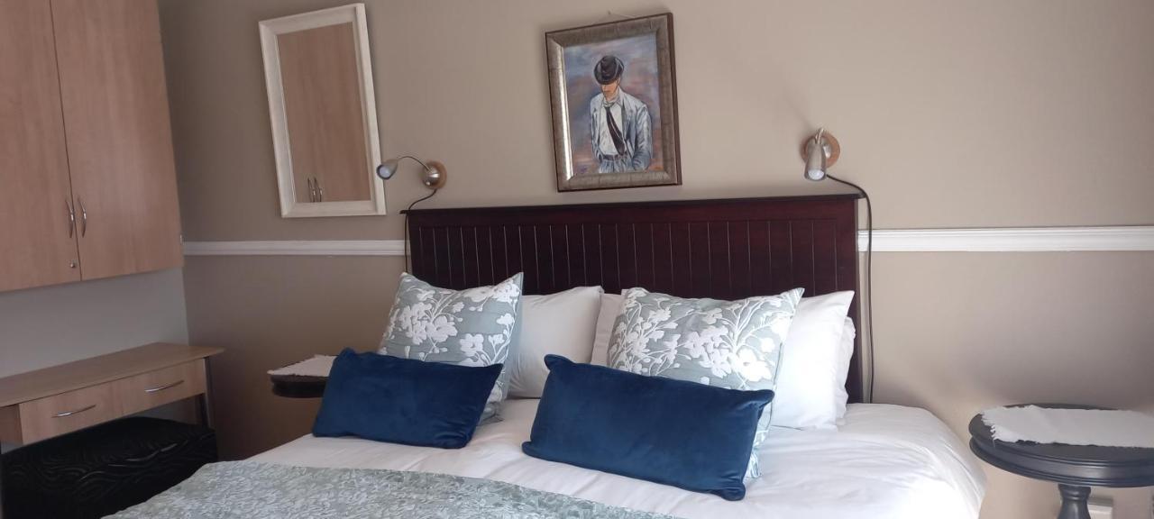 Guest house Dormio Manor Guest Secunda